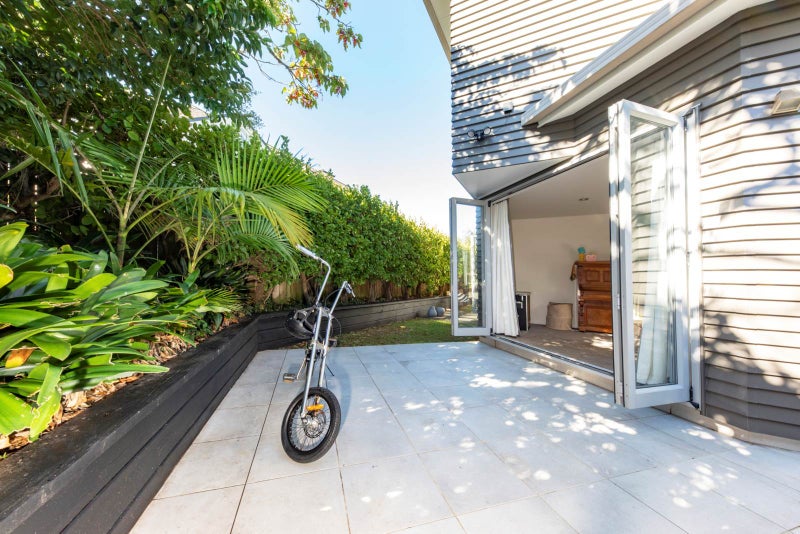 9B Clarke Road, Onehunga, Auckland - Carousel 2