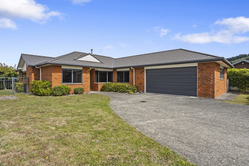 26 Ronald Scott Grove, Riverstone Terraces, Upper Hutt - Carousel 19