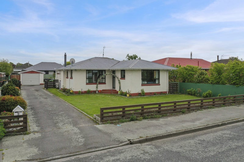 9 Hugh Street, Hampstead, Ashburton - Carousel 1