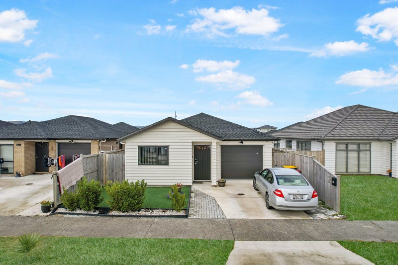 14 Silver Beech Street, Takanini, Auckland - Carousel 2