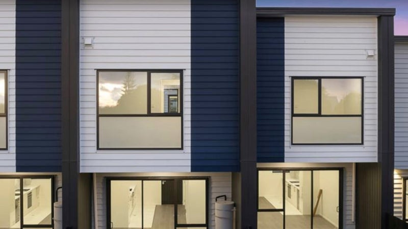 3/17 Barneys Farm Road, Clendon Park, Auckland - Carousel 1