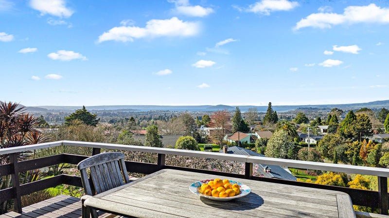 5 Balwyn Avenue, Tihiotonga, Rotorua - Carousel 1