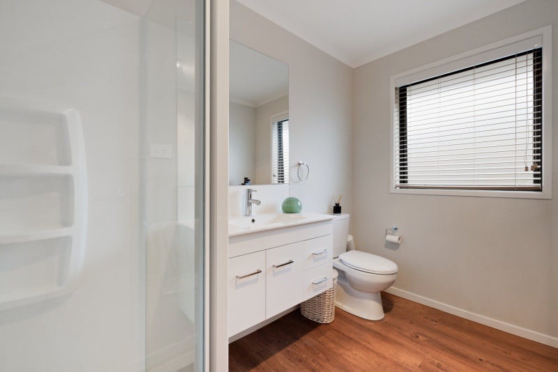 17 TE WHARO DRIVE - Carousel 15