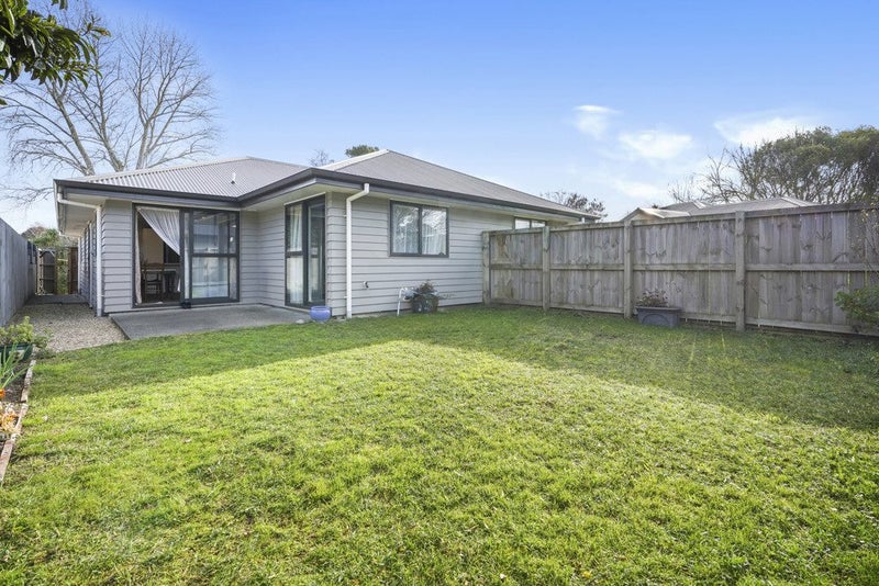 1/23 Montgomery Crescent, Bader, Hamilton - Carousel 2