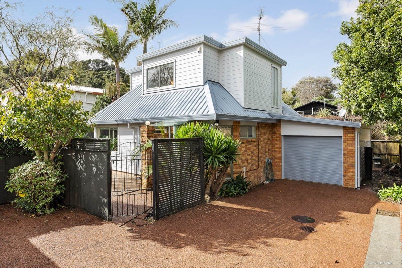 904A Mount Eden Road, Three Kings, Auckland - Carousel 1