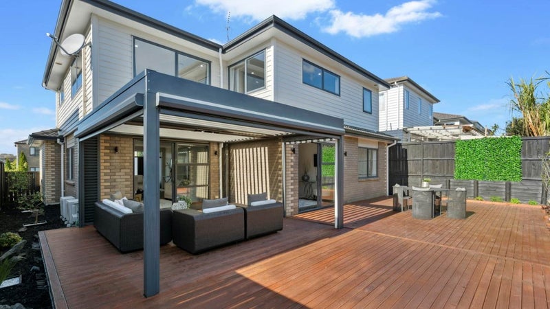 44 Arranmore Drive, Flat Bush, Auckland - Carousel 1