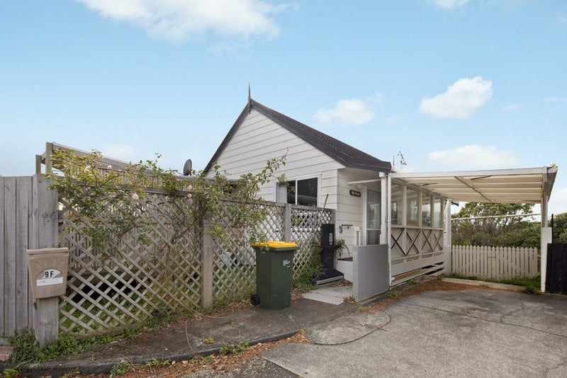 9F Mako View, Titahi Bay, Porirua - Carousel 1