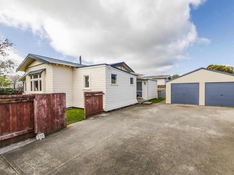 496 Tremaine Avenue, Takaro, Palmerston North - Carousel 1