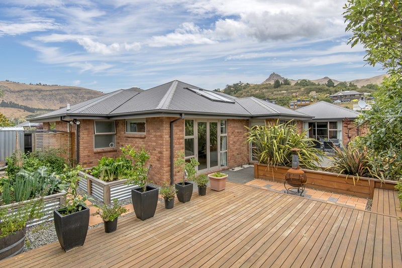17 Fredrica Lane, Heathcote Valley, Christchurch - Carousel 1