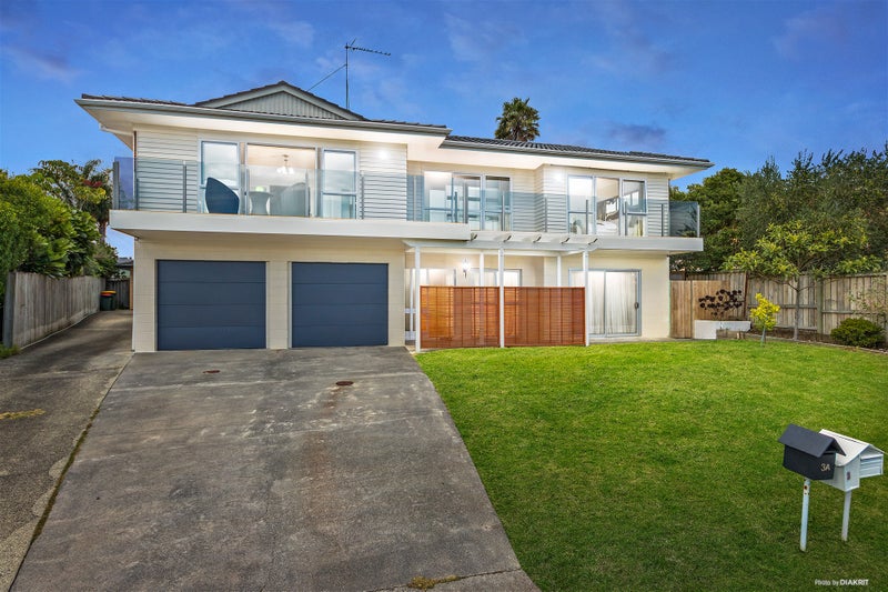 3 Davita Place, Farm Cove, Auckland - Carousel 1