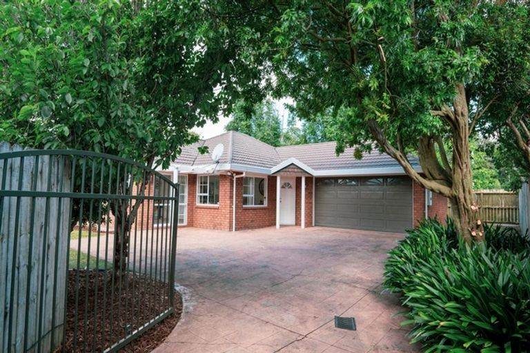 36A Beach Road, Pahurehure, Papakura - Carousel 1