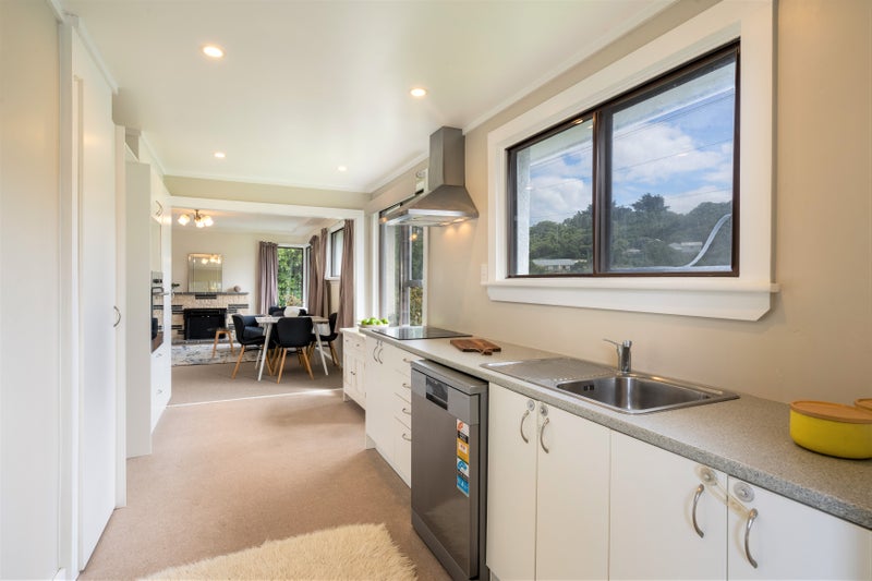 240 Tomahawk Road, Ocean Grove, Dunedin - Carousel 2