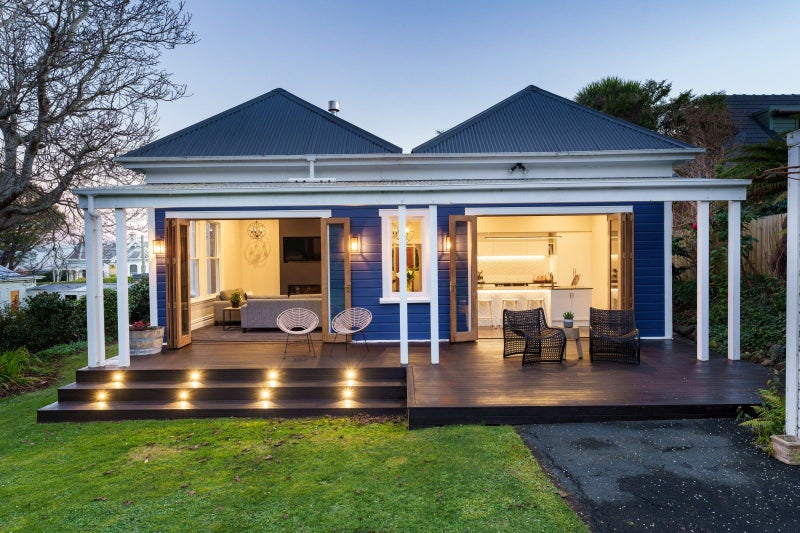 19 Bellevue Street, Belleknowes, Dunedin - Carousel 2