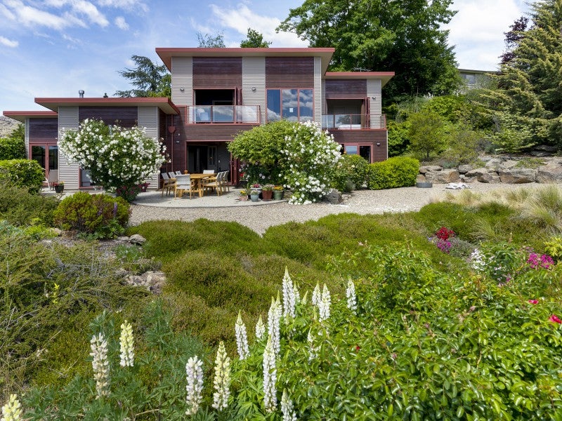 51 The Half Mile, Bridge Hill, Alexandra - Carousel 2