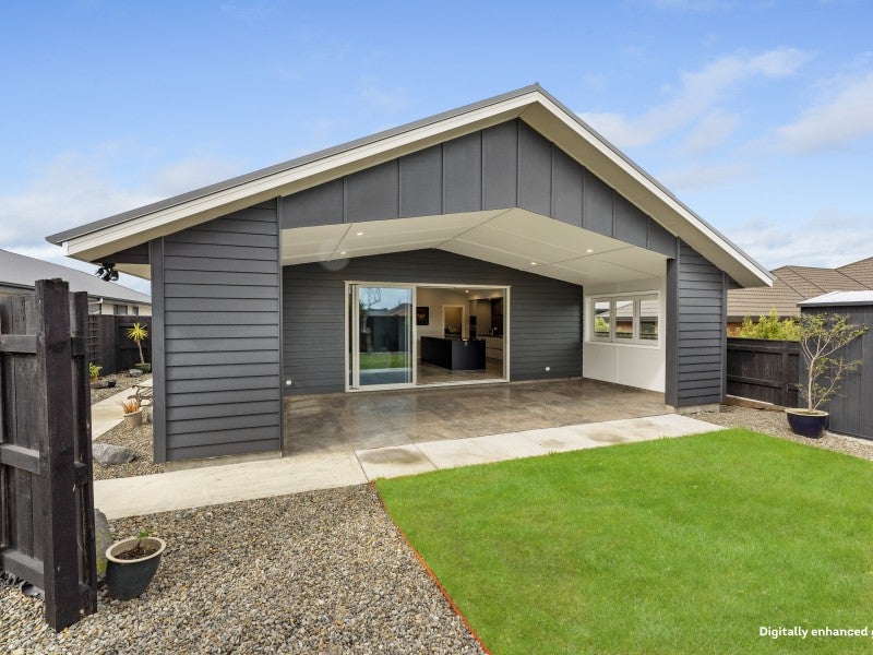 16 Ivy Lane, Kelvin Grove, Palmerston North - Carousel 1