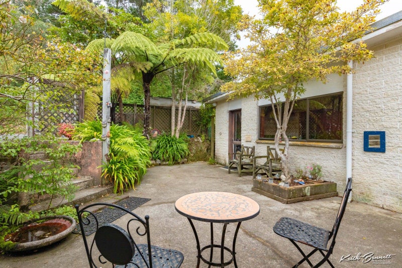 695 Whitemans Valley Road, Whitemans Valley - Carousel 2