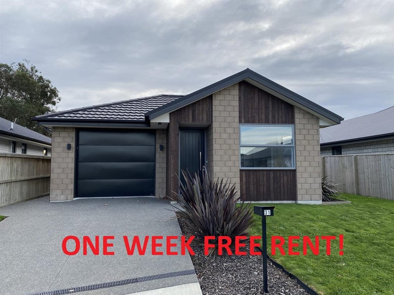 31 Tara Crescent, Woodend, Woodend - Carousel 1