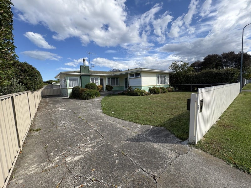7 Bowling Road, Greenmeadows, Napier - Carousel 2