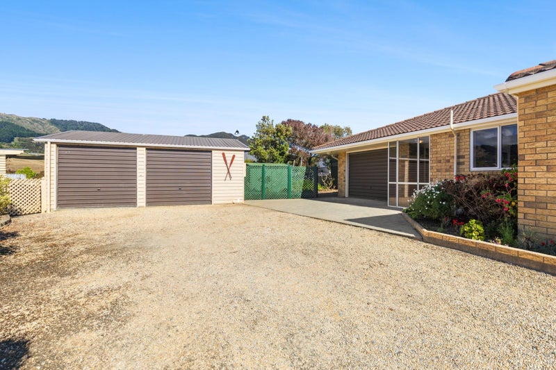 15 Selwyn Street, Pohara - Carousel 17