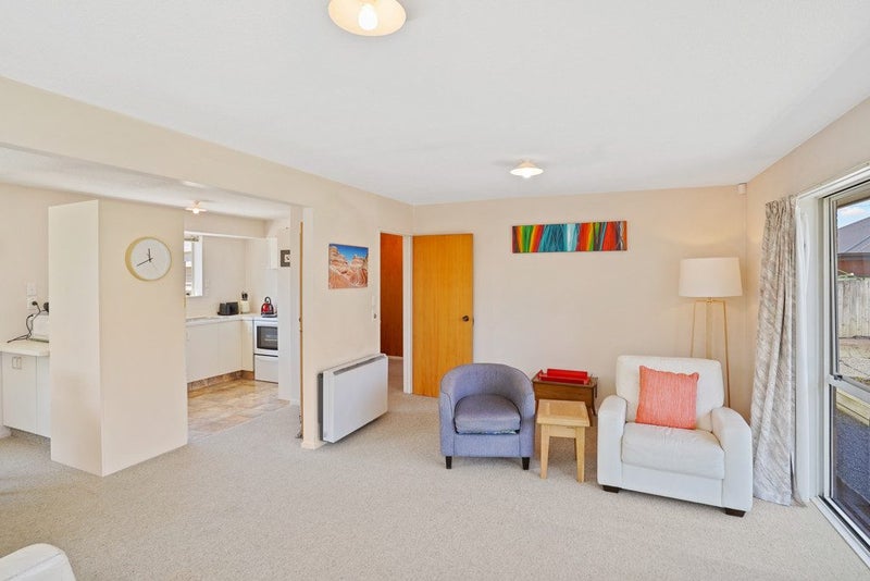 2/35 Avonhead Road, Avonhead, Christchurch - Carousel 24