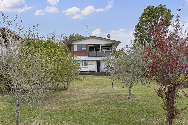 55A Mellons Bay Road, Mellons Bay, Auckland - Carousel 2