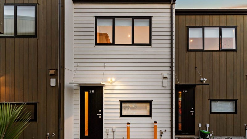 7/35 Garadice Road, Rothesay Bay, Auckland - Carousel 1