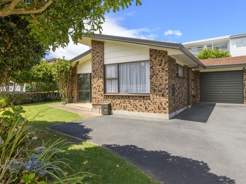 230 Ngatai Road, Otumoetai, Tauranga - Carousel 1