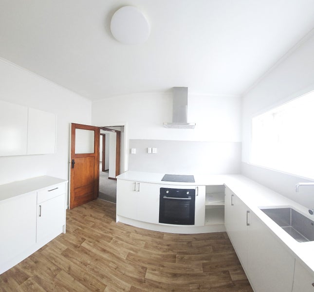 9 The Quadrant, Miramar, Wellington - Carousel 2