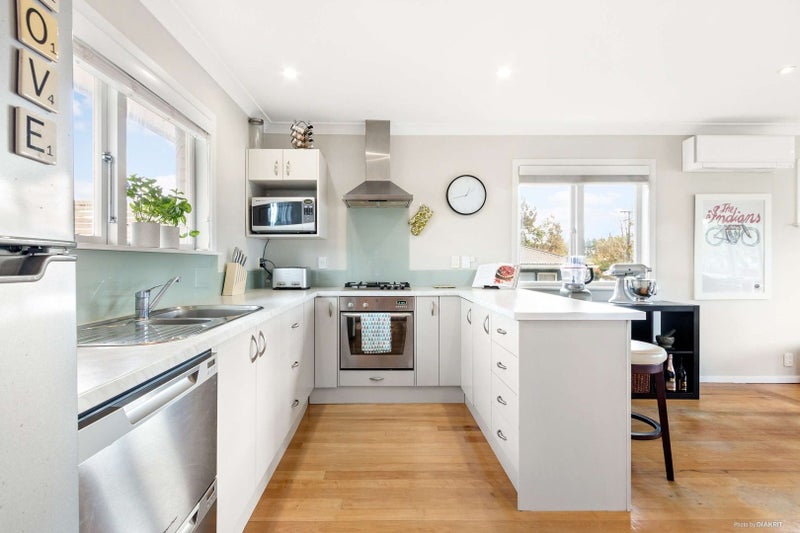 14 Challinor Street, Pakuranga, Auckland - Carousel 2