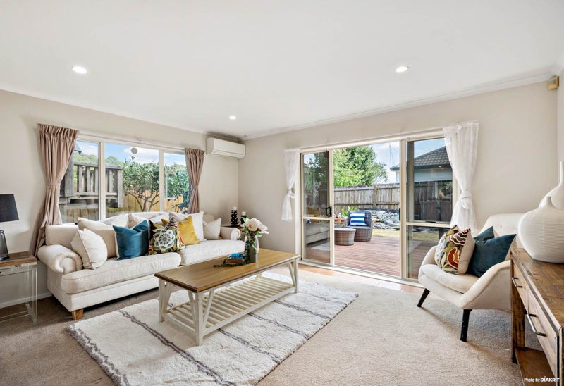 50 Huntington Drive, Huntington Park, Auckland - Carousel 2