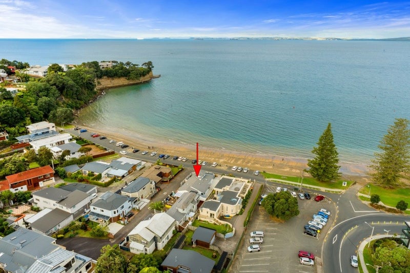 1/26 Manly Esplanade, Browns Bay, Auckland - Carousel 2