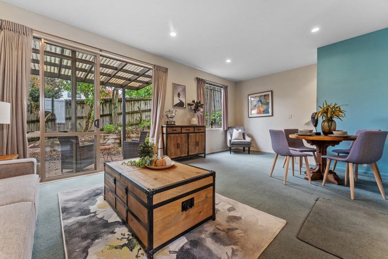 3/30 Fields Parade, Oteha, Auckland - Carousel 1