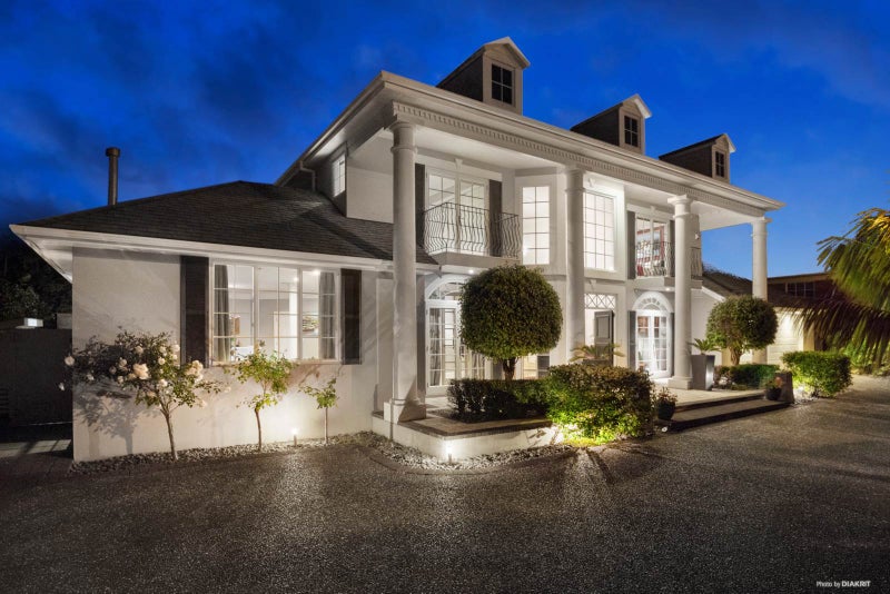 7 Haven Crest, Somerville, Auckland - Carousel 2