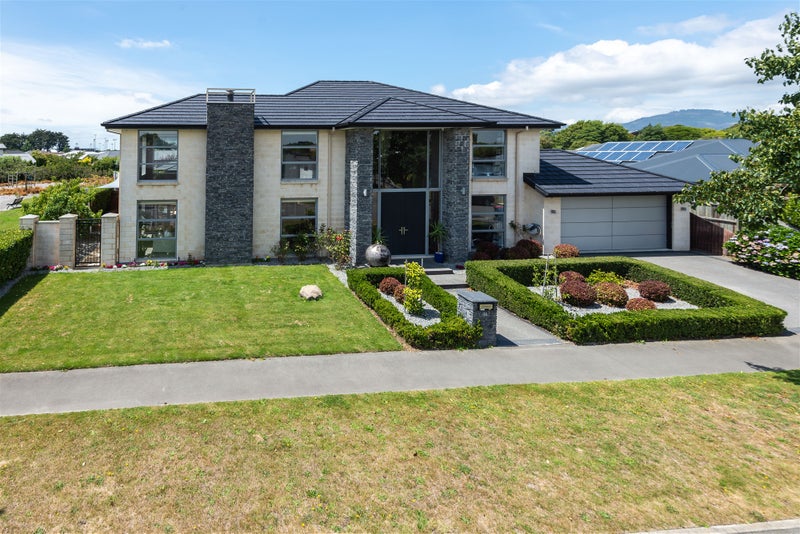 16 Mariposa Crescent, Aidanfield, Christchurch - Carousel 1