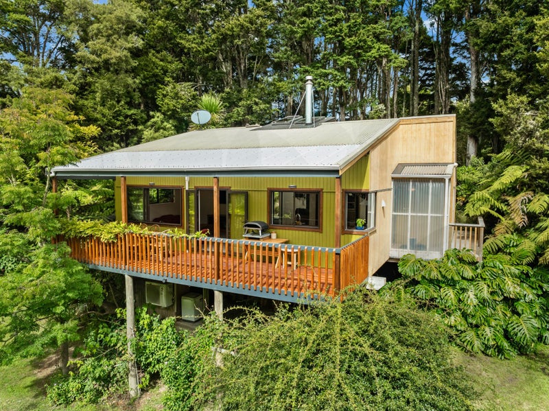 130 Gibbons Road, Kaiwaka - Carousel 2