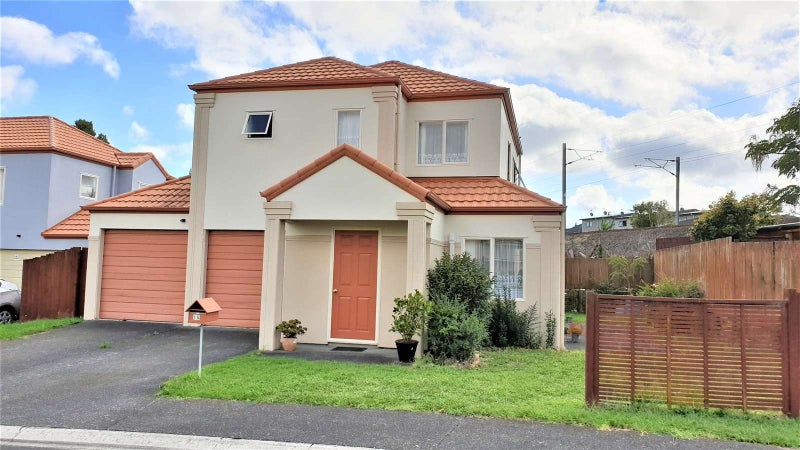 15 Stolford Crescent, New Lynn, Auckland - Carousel 10