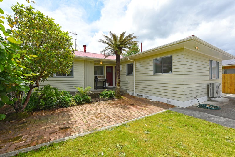 1150 Fergusson Drive, Clouston Park, Upper Hutt - Carousel 1