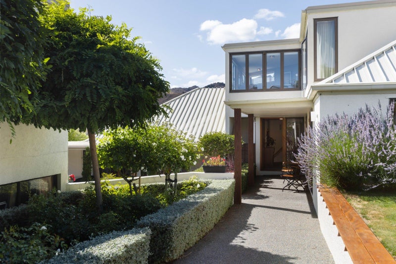 32 O'Neill Crescent, Bridge Hill, Alexandra - Carousel 2