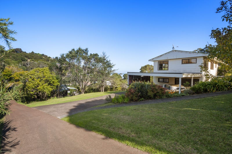 20 Ostend Road, Ostend, Waiheke Island - Carousel 1