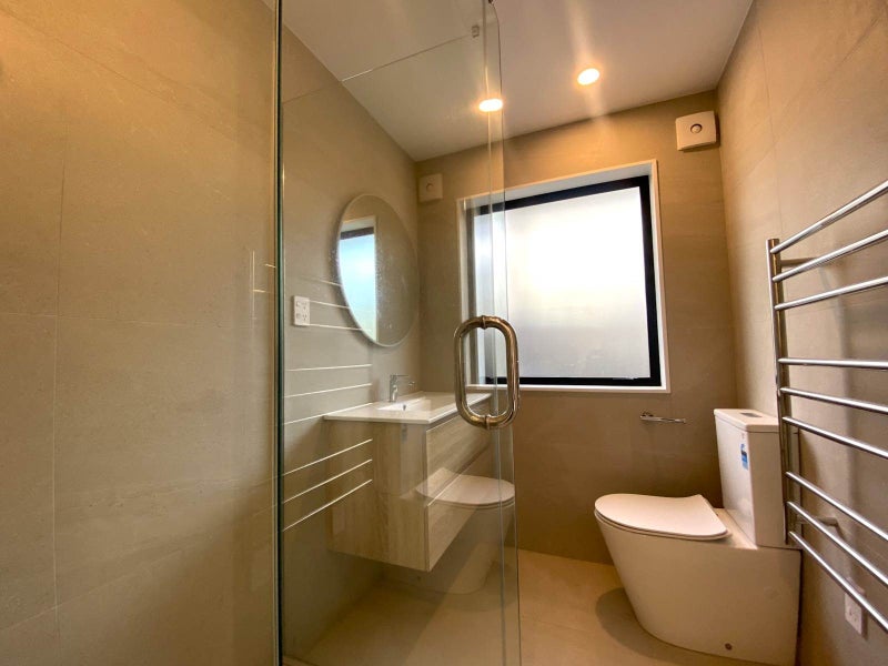 40D Arran Road, Browns Bay, Auckland - Carousel 6
