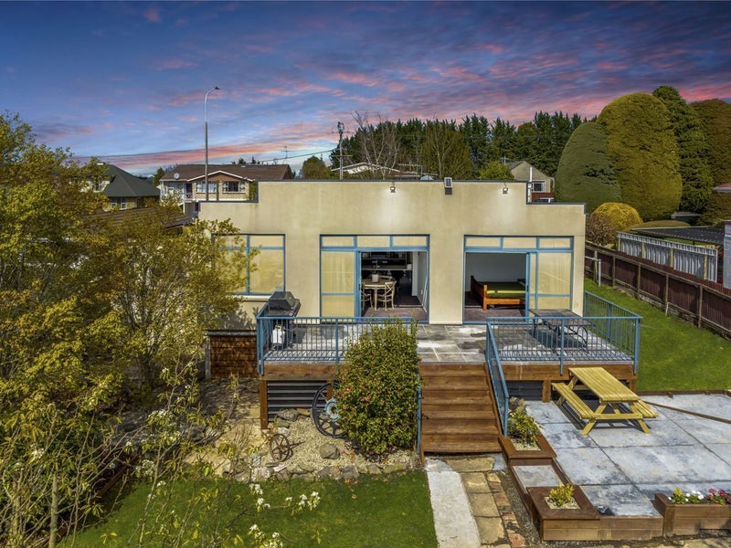 42 Main Road, Fairfield, Dunedin - Carousel 1