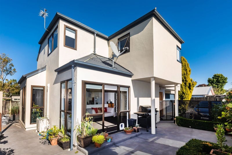 70D Derby Street, St Albans, Christchurch - Carousel 1