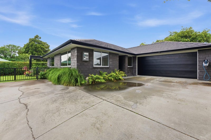 9 Wicksteed Street, Vogeltown, New Plymouth - Carousel 24