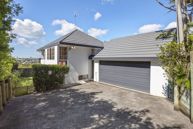 104A Coates Avenue, Orakei, Auckland - Carousel 1