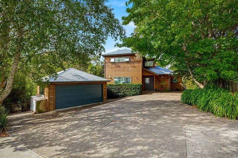 4A Pounamu Avenue, Greenhithe, Auckland - Carousel 1