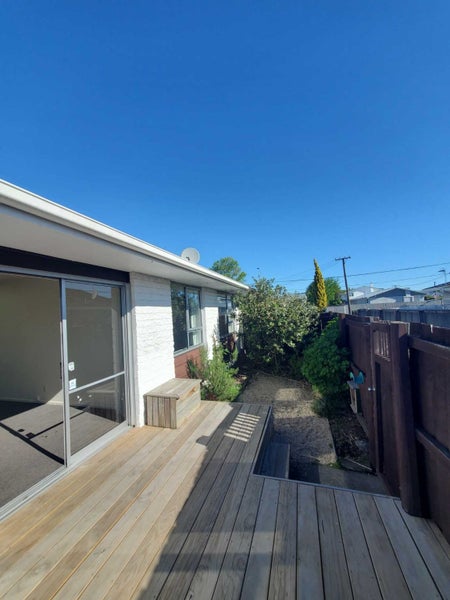 2/557 Gloucester Street, Linwood, Christchurch - Carousel 2
