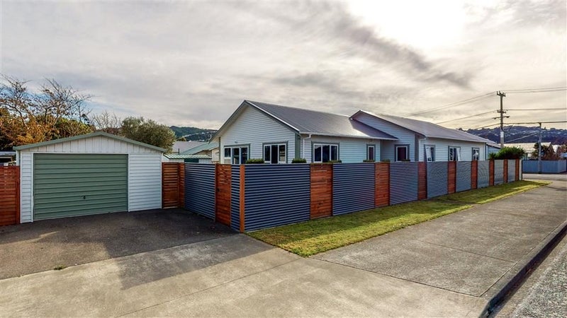 30 South Street, Petone, Lower Hutt - Carousel 1