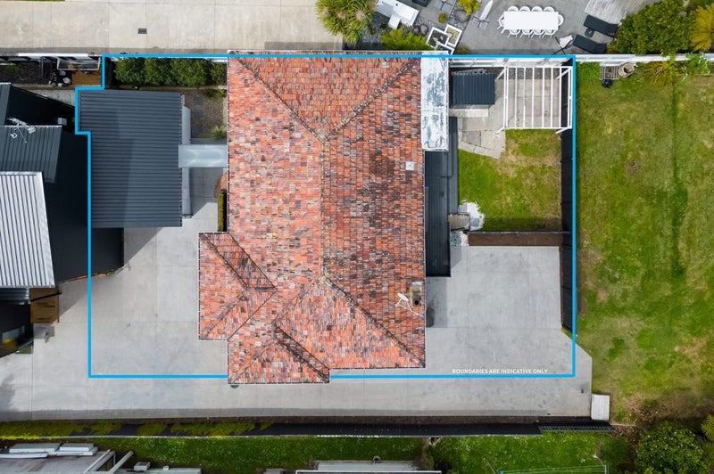 1347B Victoria Street, Beerescourt, Hamilton - Carousel 21