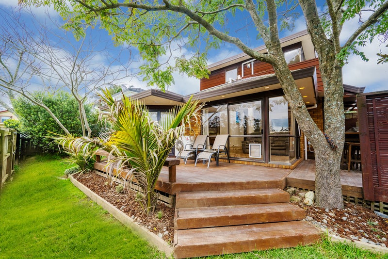 1/14 Lochend Place, Highland Park, Auckland - Carousel 26