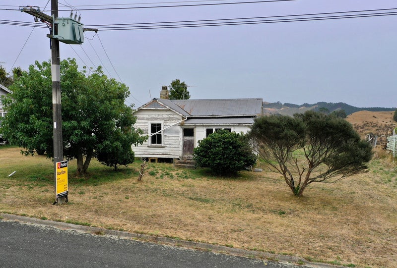 48 Joseph Street, Pukemiro - Carousel 1